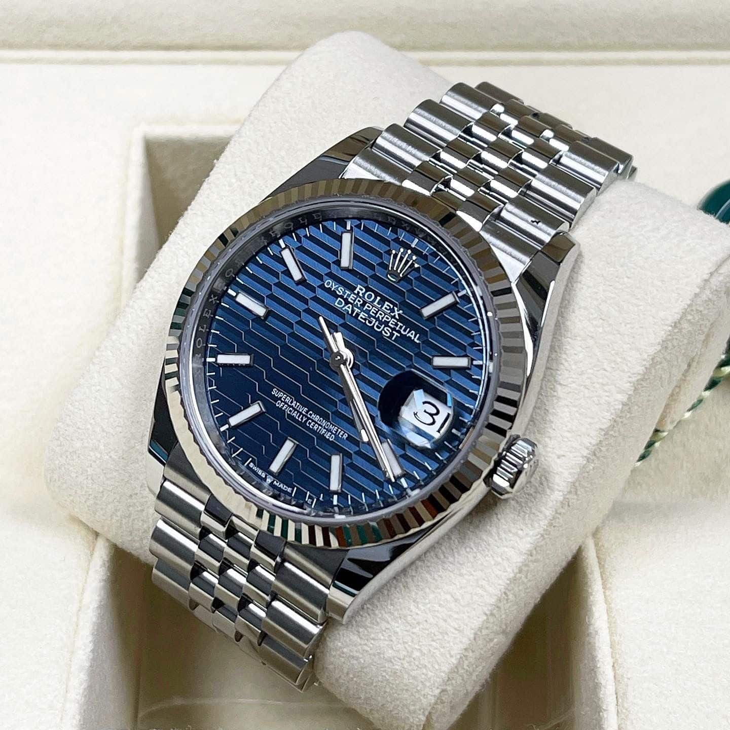 Rolex Datejust 36mm Azul Acanalado - Jubilee / Estriado / 126234 / 2022 - Imagen 2