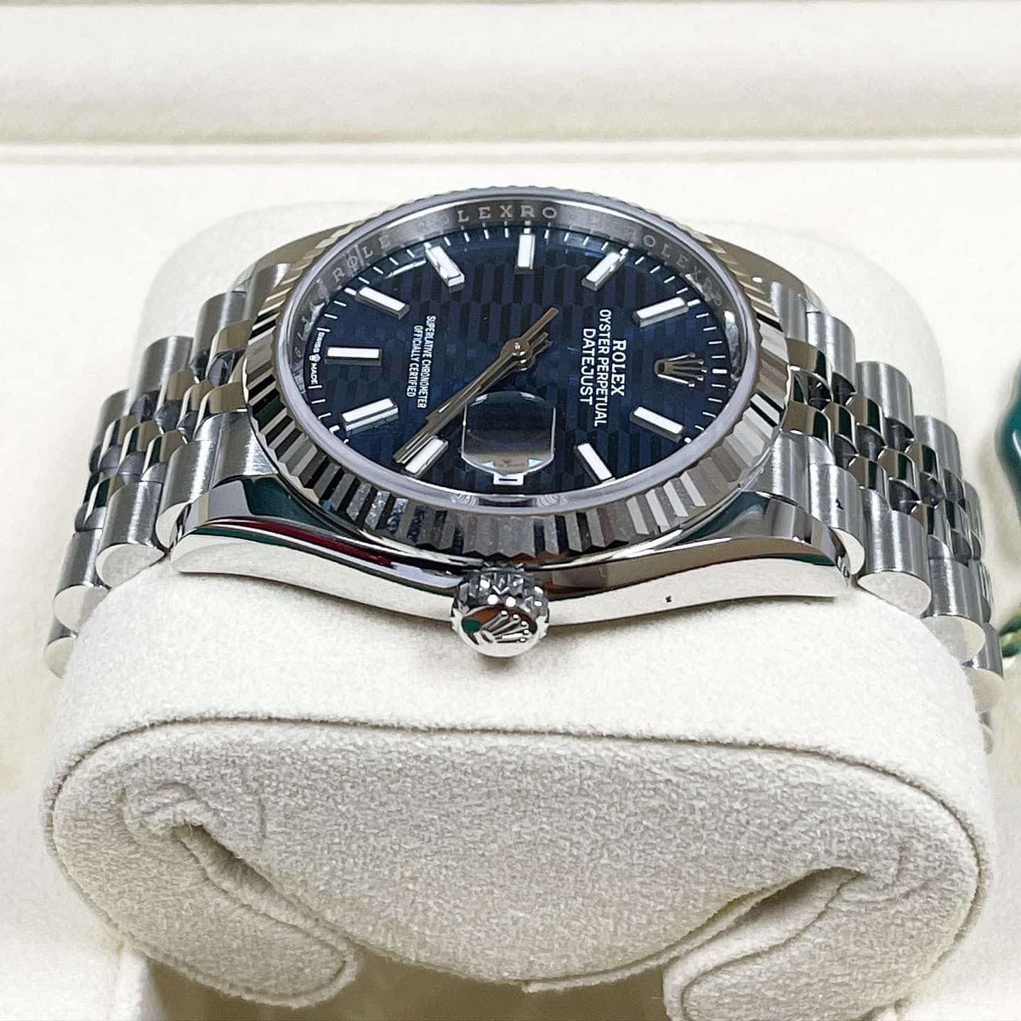 Rolex Datejust 36mm Azul Acanalado - Jubilee / Estriado / 126234 / 2022 - Imagen 3