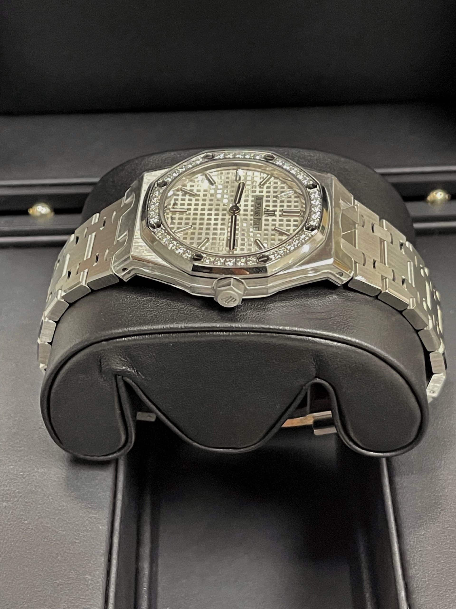 Audemars Piguet / Royal Oak / Bisel de diamantes / 2021 - Imagen 3
