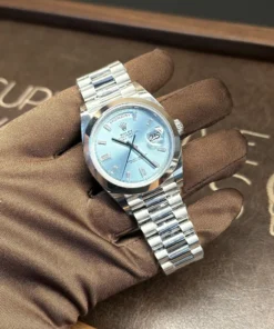 Day-Date 40 platino / Esfera Azul Hielo / 228236-0012 / 2022