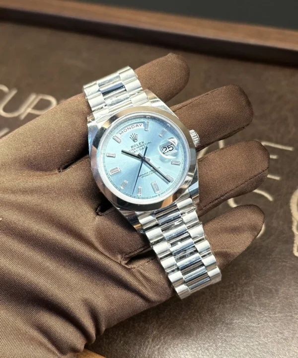 Day-Date 40 platino / Esfera Azul Hielo / 228236-0012 / 2022