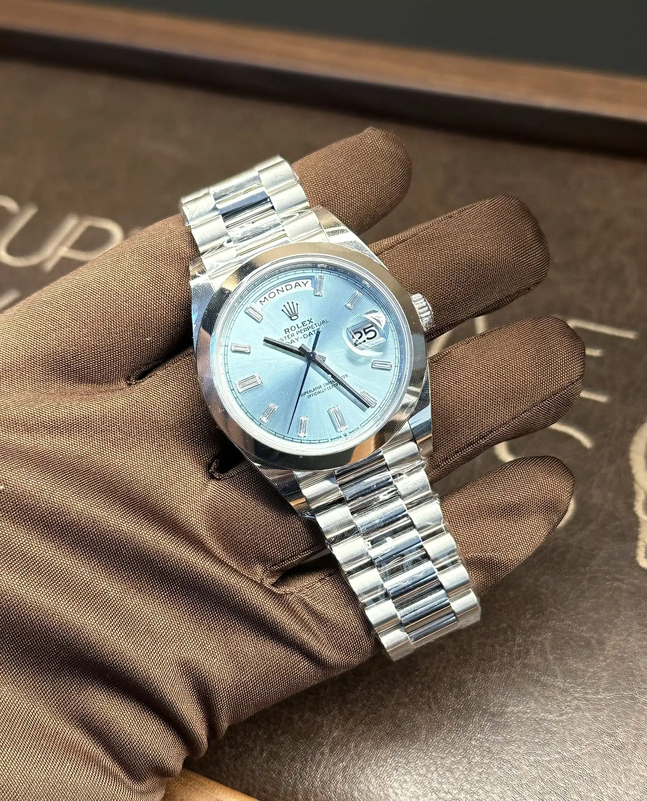 Day-Date 40 platino / Esfera Azul Hielo / 228236-0012 / 2022