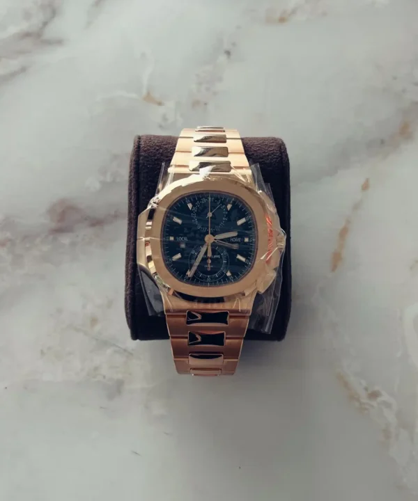 Patek Philippe Nautilus 5990/1R-001 / 2022 - Imagen 3