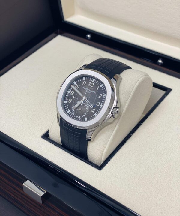 Patek Philippe Aquanaut Travel Time / 5164A / 2021 - Imagen 4