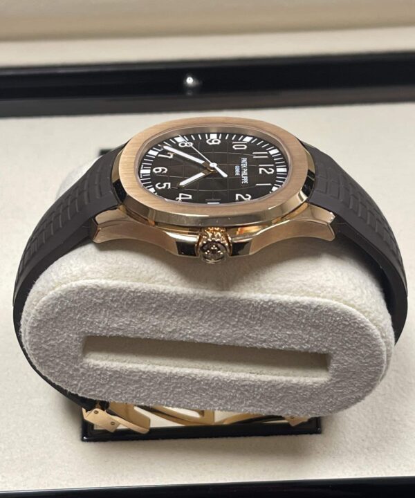 Patek Philippe / 5167R / Aquanaut / Oro rosa / 2021 - Imagen 3