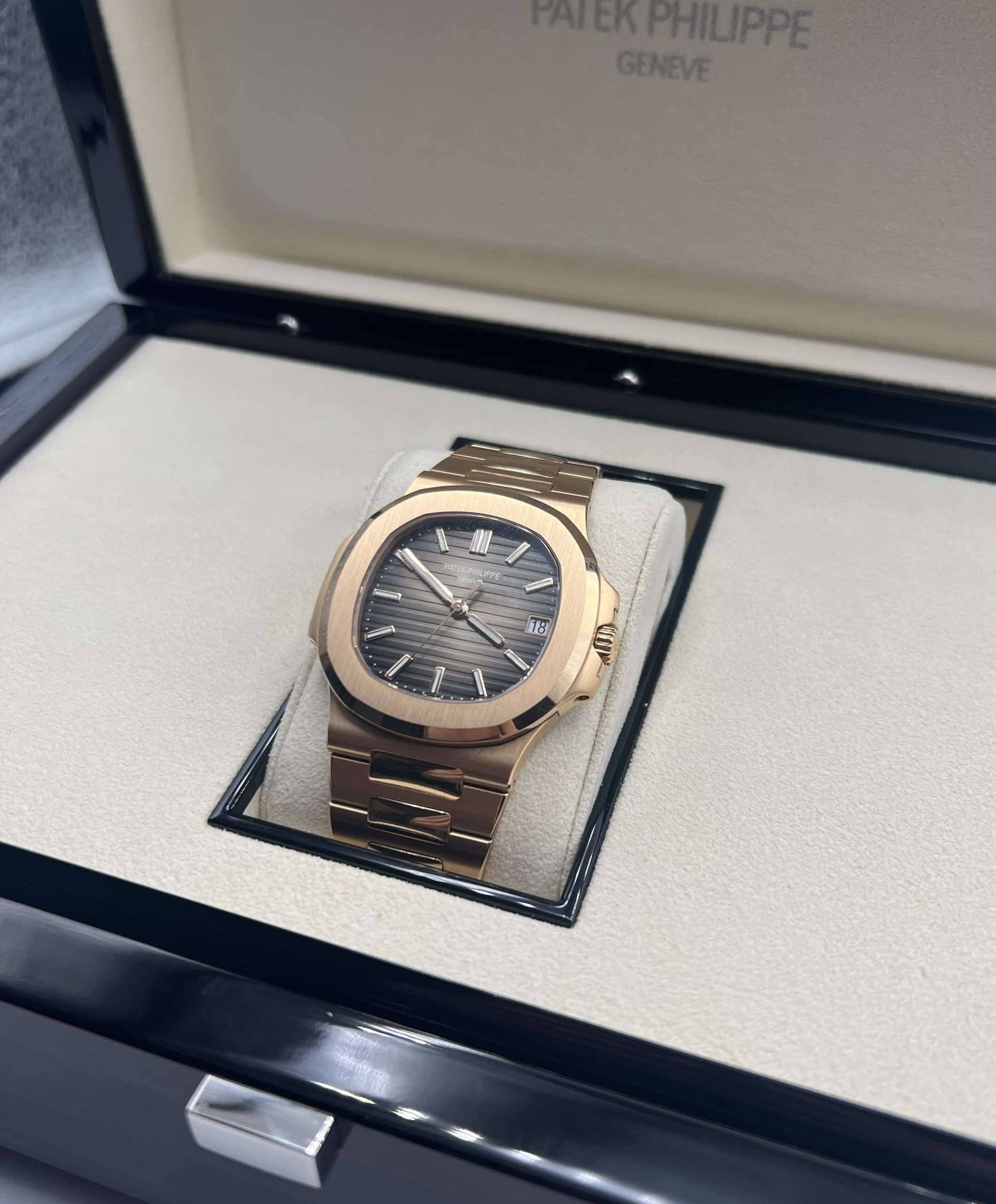 Patek Philippe Nautilus 5711/1R / 2023 / Oro rosa - Imagen 3