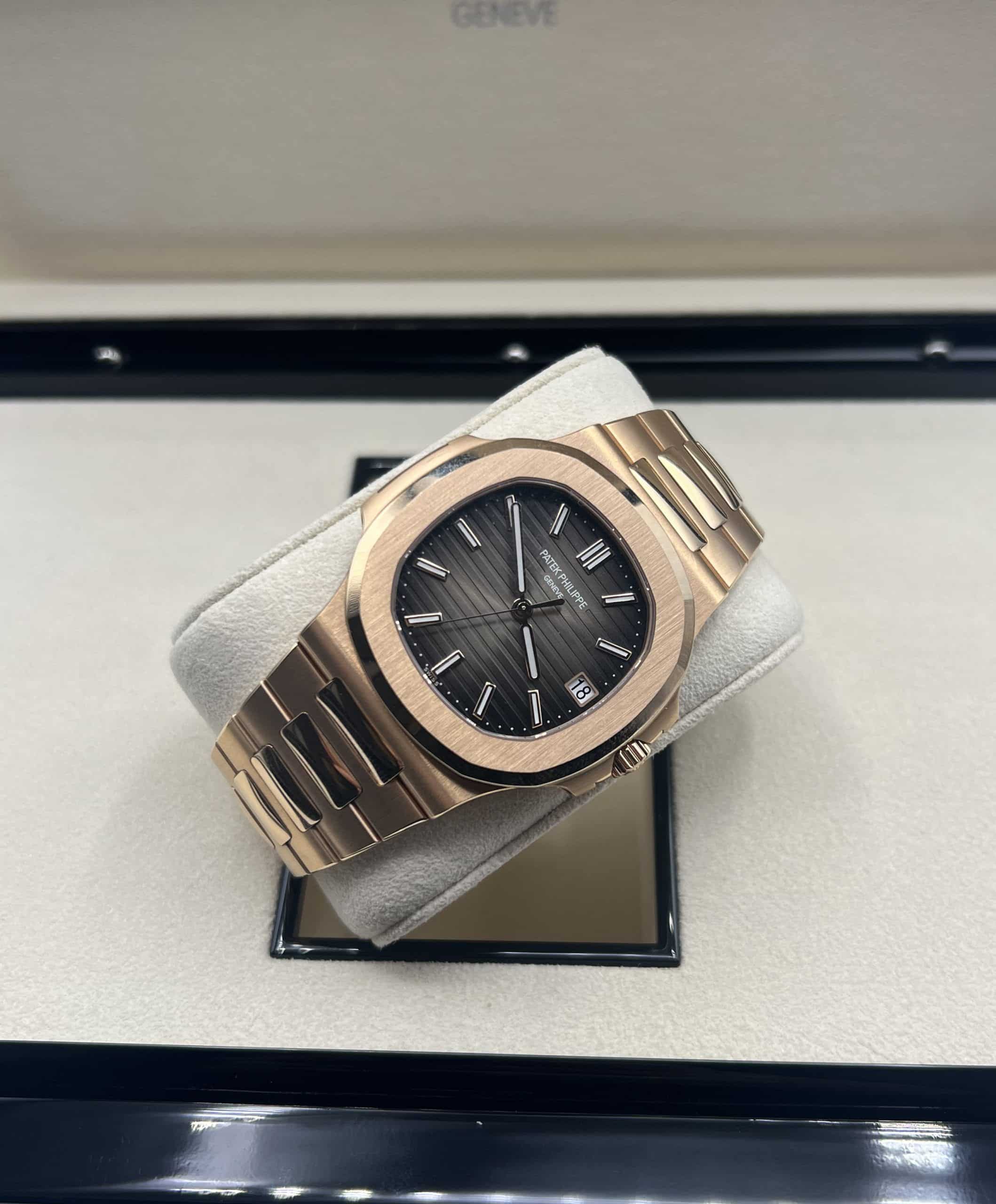 Patek Philippe Nautilus 5711/1R / 2023 / Oro rosa - Imagen 2