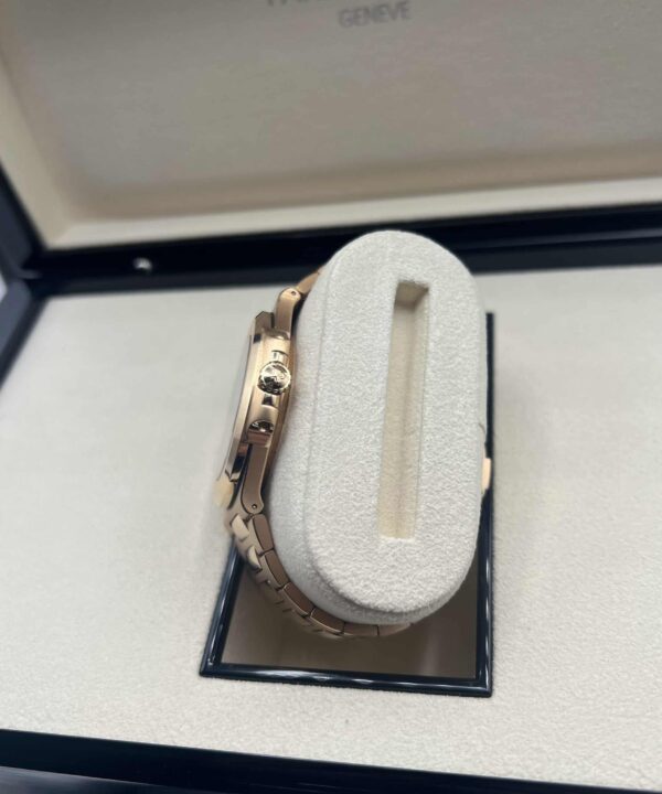 Patek Philippe Nautilus 5711/1R / 2023 / Oro rosa - Imagen 7
