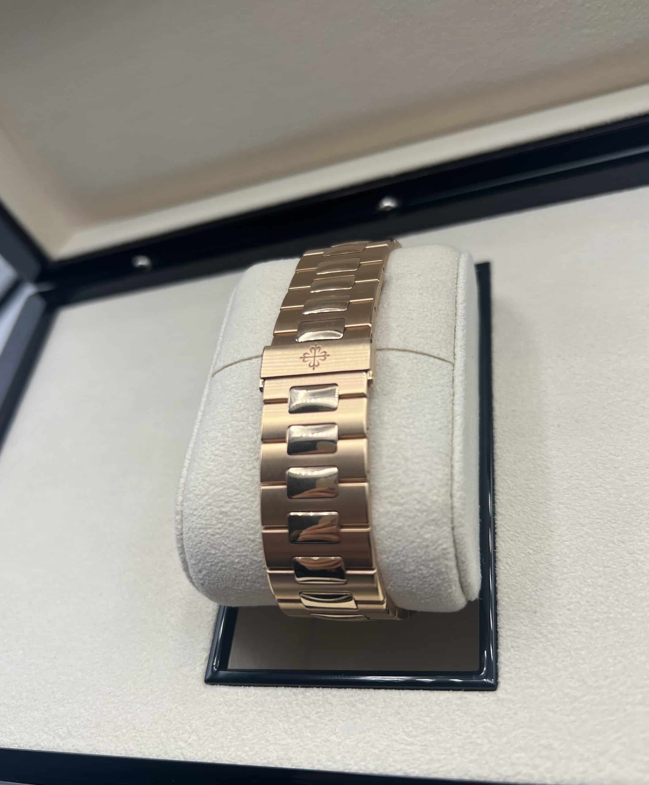 Patek Philippe Nautilus 5711/1R / 2023 / Oro rosa - Imagen 6