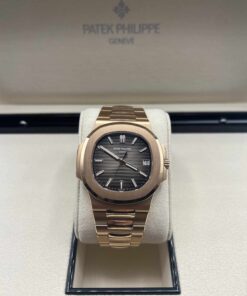Patek Philippe Nautilus 5711/1R / 2023 / Oro rosa