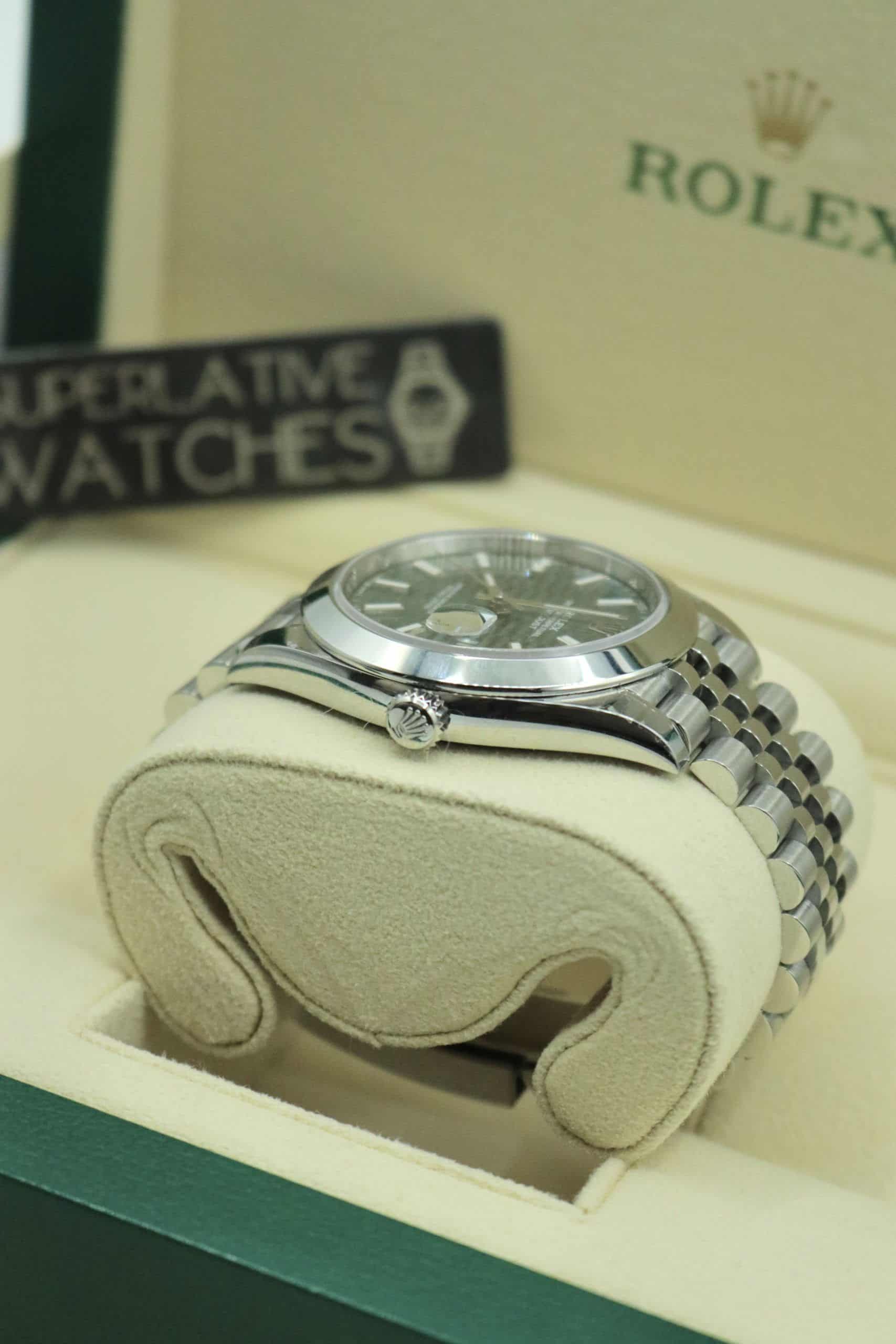 Rolex Datejust 41mm esfera verde estriada / 126300 / 2023 - Imagen 3