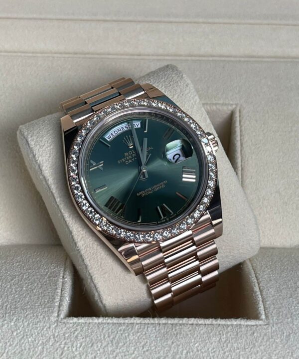 Rolex Rolex Oyster Perpetual Day-Date 40 / esfera verde / 2021