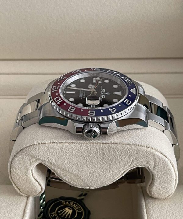 Rolex GMT Master II / Pepsi / Oyster Bracelet / 126710BLRO / 2021 / - Imagen 4