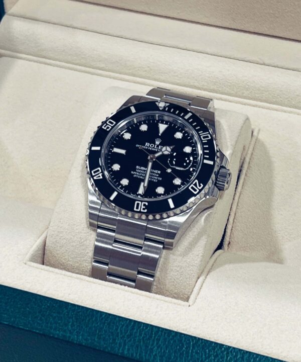 Alternative view of Rolex Submariner Date / 116610LN / 2022