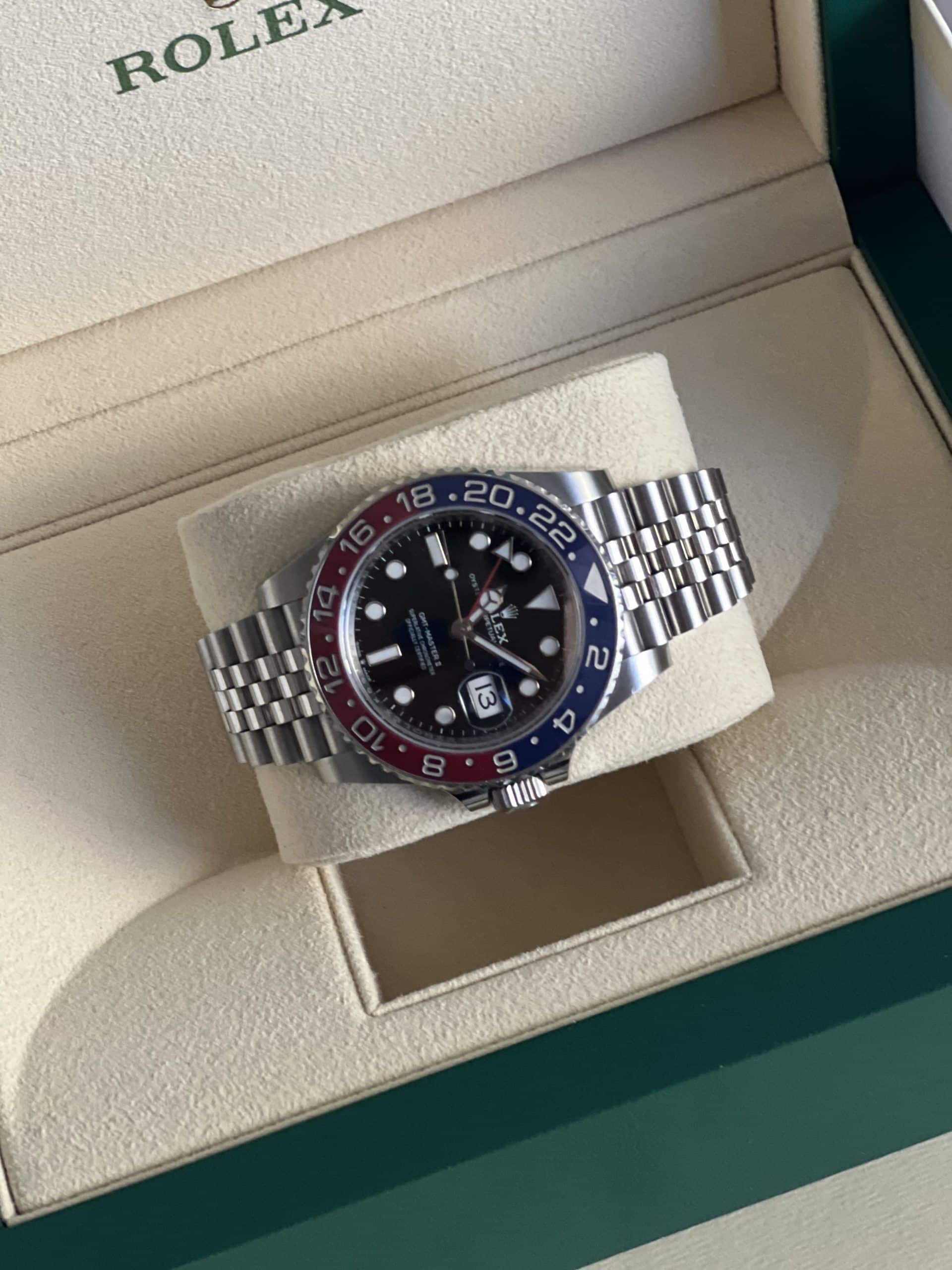 Rolex GMT master II pepsi / 126710BLRO / 2021 - Imagen 2