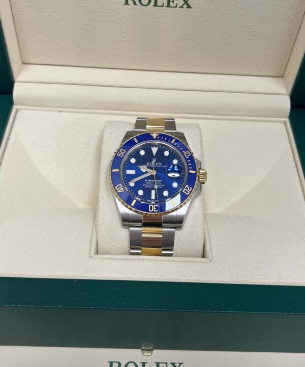 Alternative view of Rolex Submariner Date mixto 41mm / 126613LB / 2022