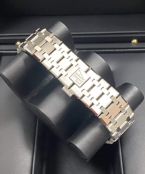 Audemars Piguet Royal Oak white / 15500ST / 2021 - Imagen 5