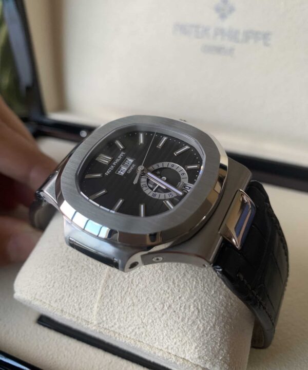 Alternative view of Patek Philippe Nautilus / 5726A / 2020