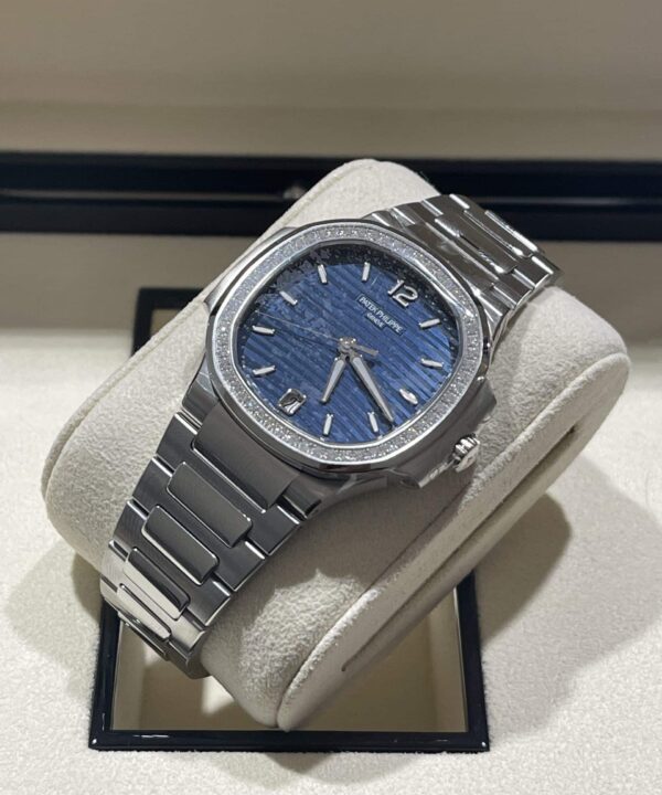 Patek Philippe Nautilus Lady / 7118/1200A-001 / 2021 - Imagen 3