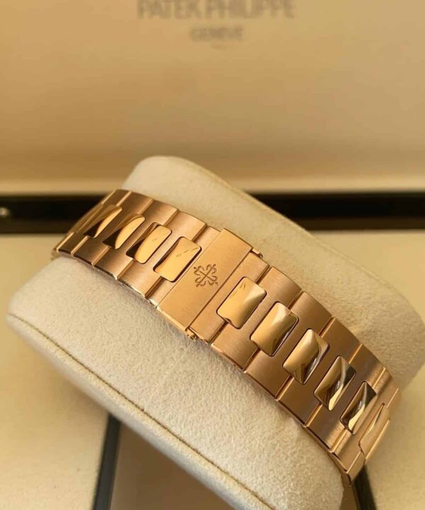 Patek Philippe Nautilus Rose Gold / 5711R / 2020 - Imagen 4