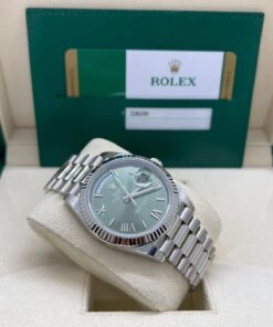 Rolex Day-Date Oro Blanco y Esfera Verde / 228239 / 2020