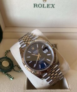 Rolex Datejust 41mm esfera azul - bisel estriado / Jubilee / 126334 / 2022