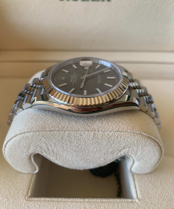 Rolex Datejust 41mm Rhodium Dial - bisel estriado / jubilee / 126334 / 2020 - Imagen 3
