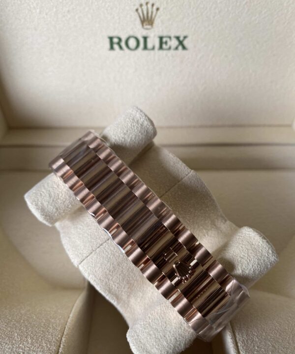 Rolex Day‑Date President Olive Dial / 228235 / 2020 - Imagen 4