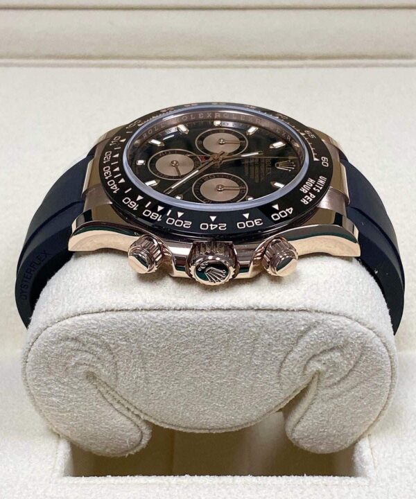 Alternative view of Rolex Daytona Rose Gold Oysterflex / 116515LN / 2021
