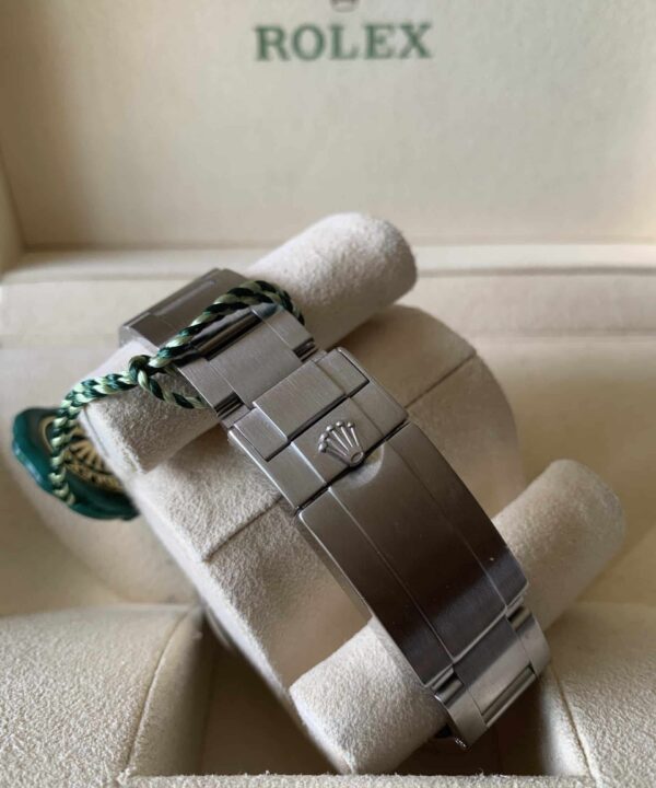 Rolex Explorer II Negro 216570 / 2016 - Imagen 5