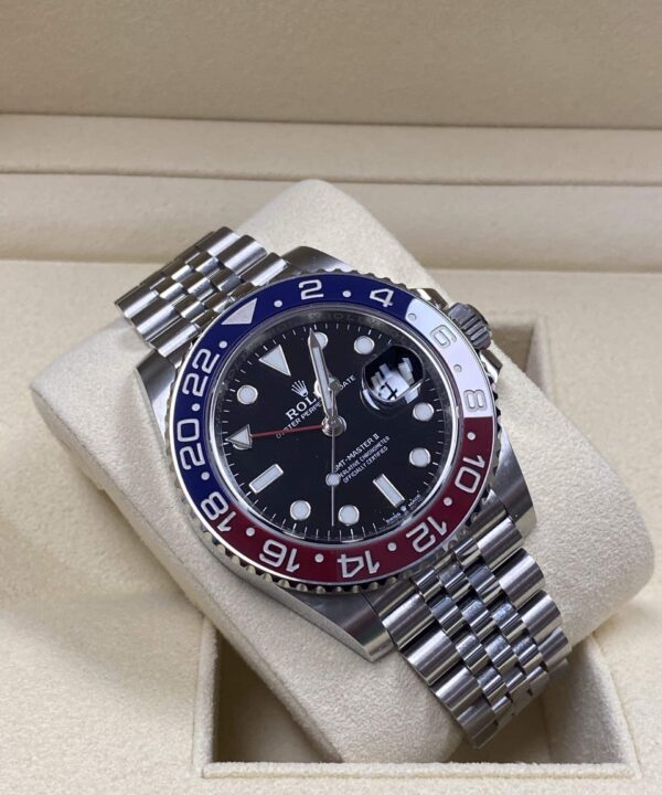Rolex GMT master II Pepsi / 126710BLRO / 2020