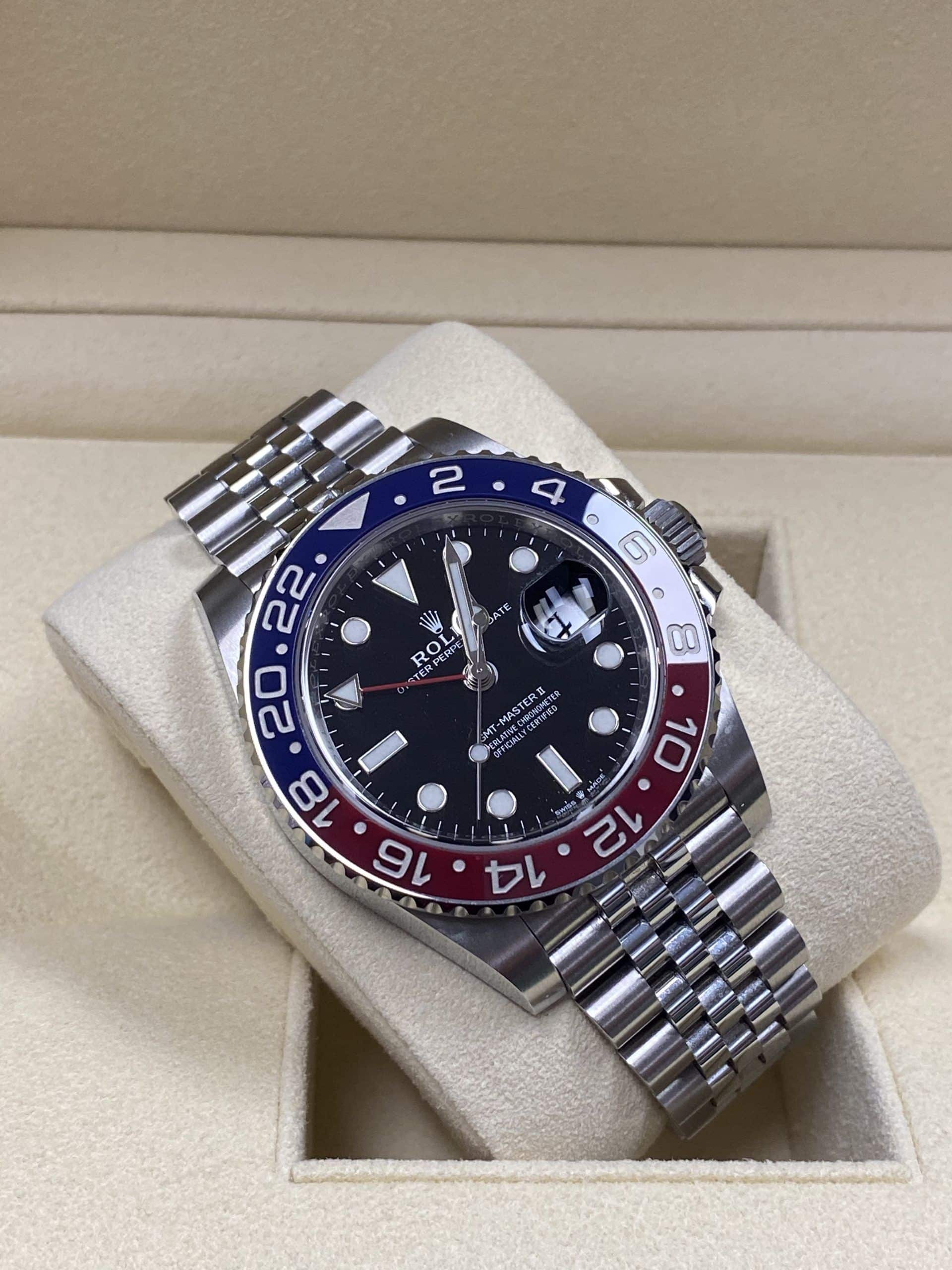Rolex GMT master II Pepsi / 126710BLRO / 2020