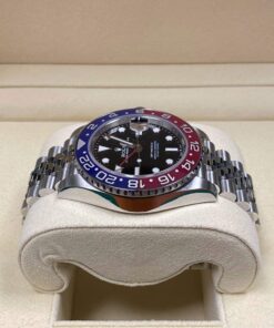 Alternative view of Rolex GMT master II Pepsi / 126710BLRO / 2020