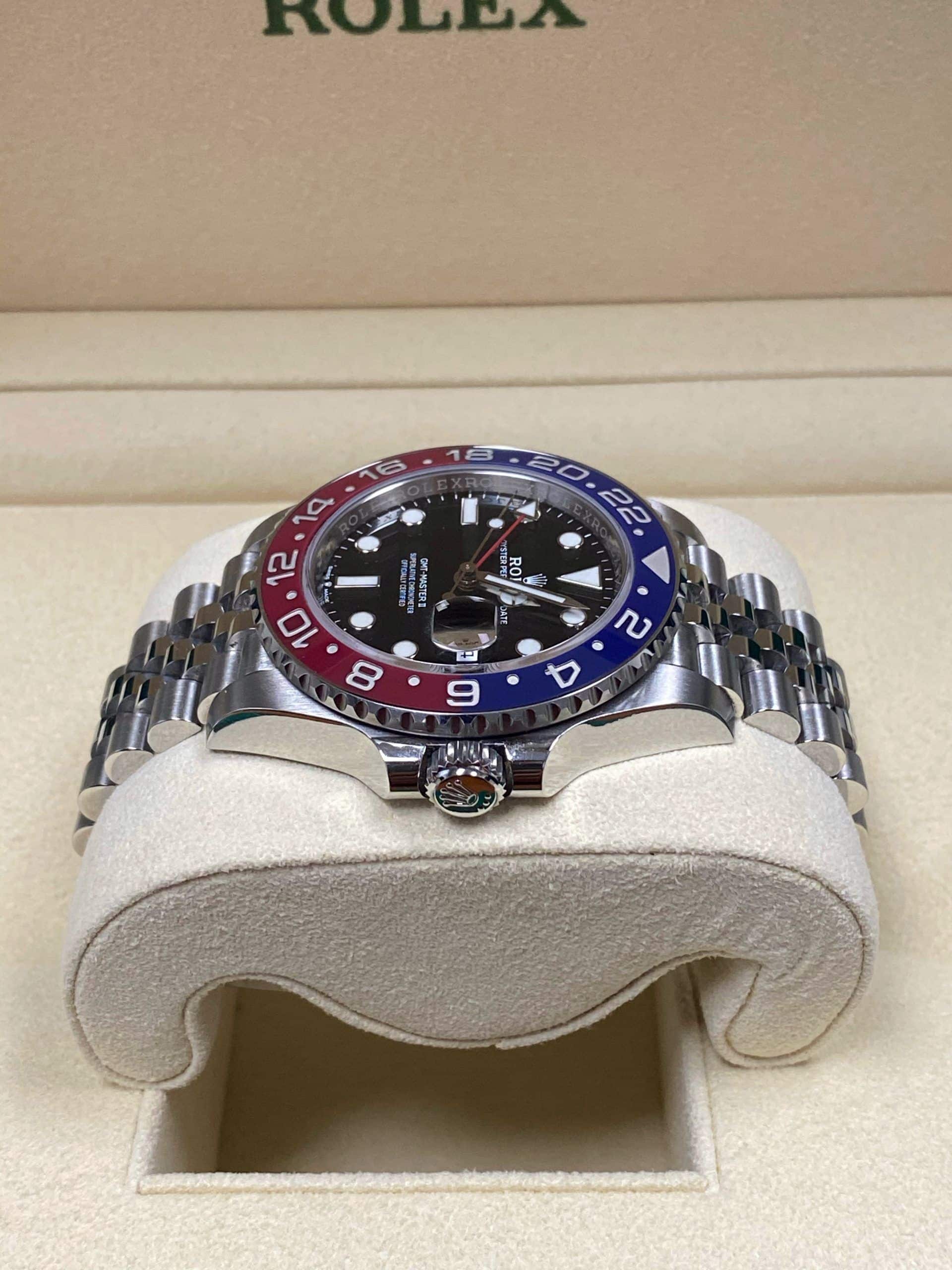 Rolex GMT master II Pepsi / 126710BLRO / 2020 - Imagen 3