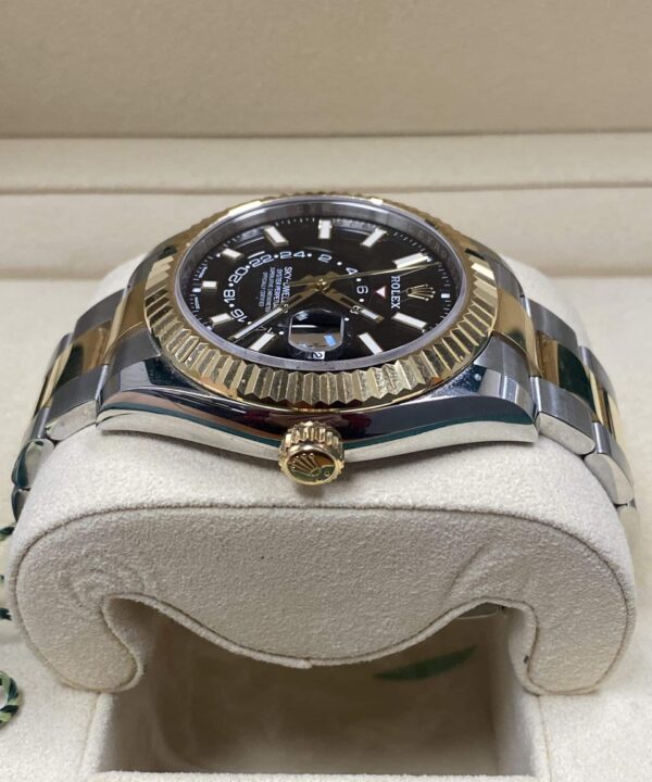 Rolex Sky Dweller / 326933 / 2021 - Imagen 3