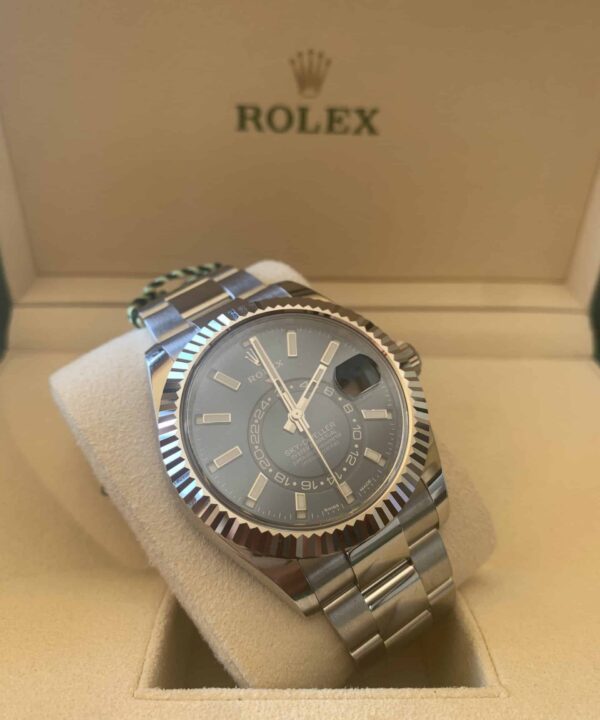 Rolex Sky Dweller Blue Dial / 326934 / 2020