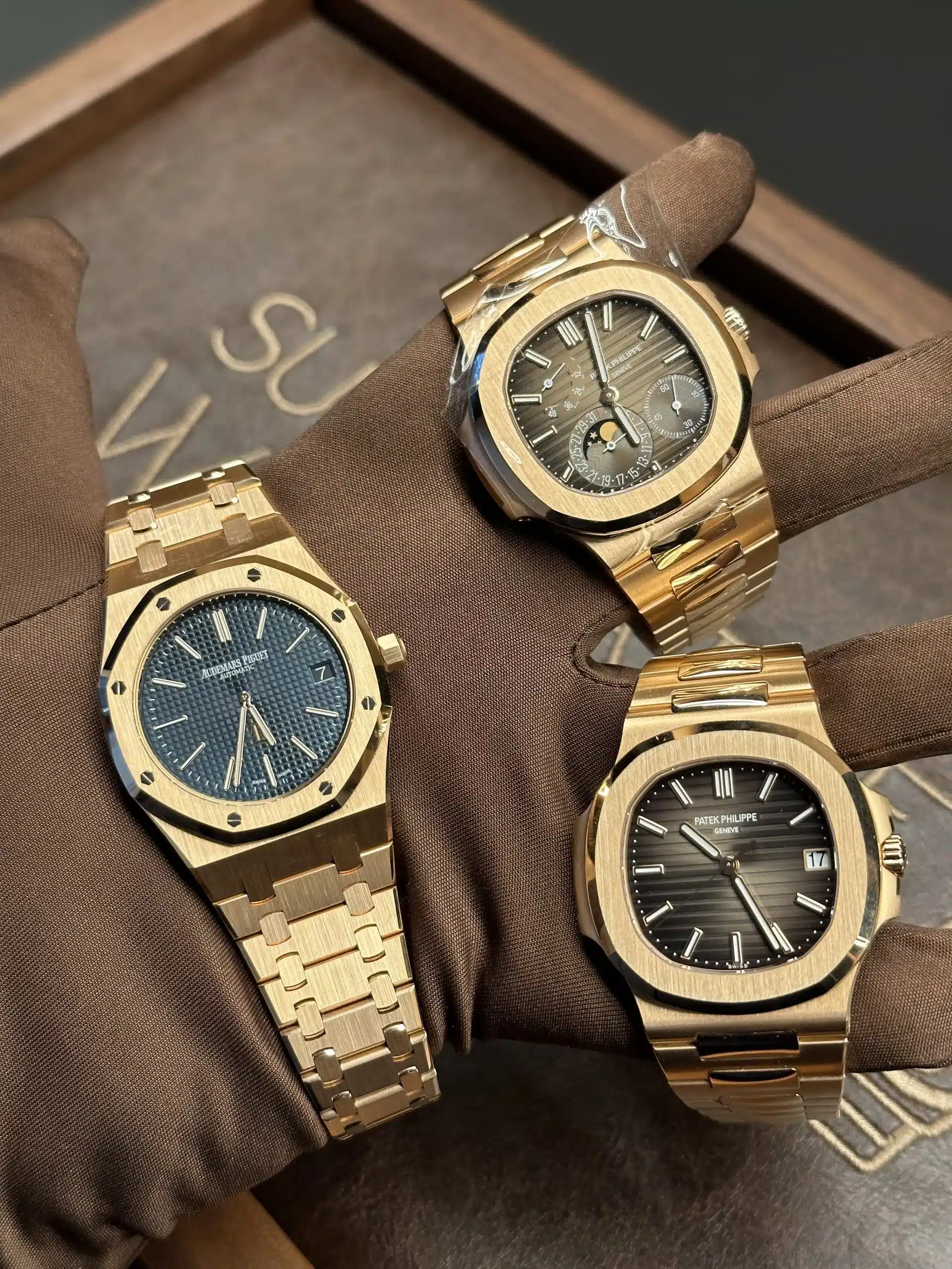 Patek Philippe Nautilus 5712/1r y 5711/1r / Audemars Piguet 15202or