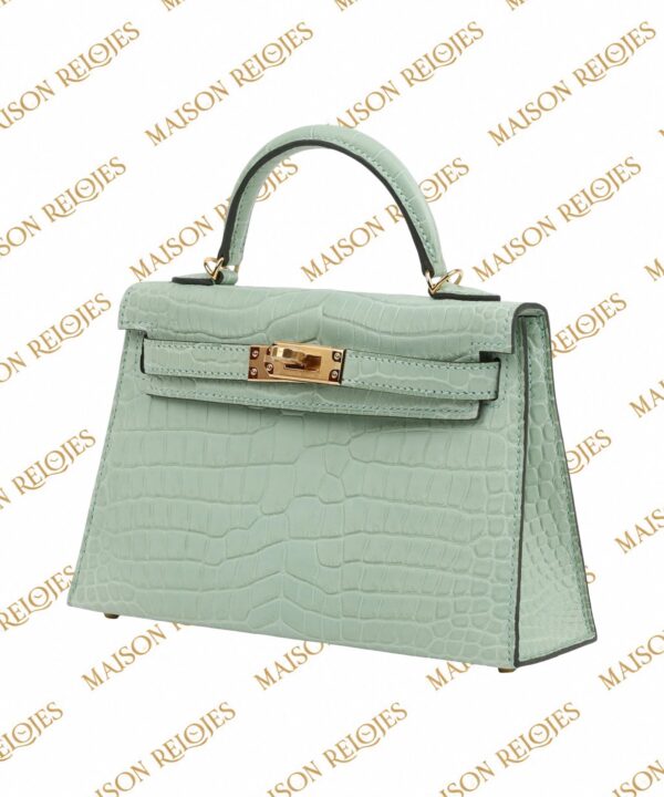 Hermès Mini Kelly 20 Sellier Vert d’Eau en cocodrilo Porosus mate con herrajes dorados GHW — vista tres cuartos derecha