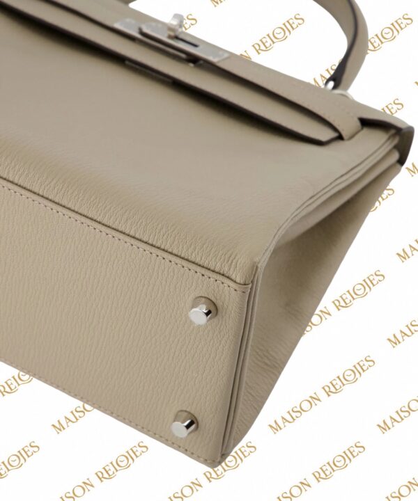 Hermès Kelly 28 / Gris Tourterelle / Chèvre Mysore / PHW / Special Order - Imagen 5