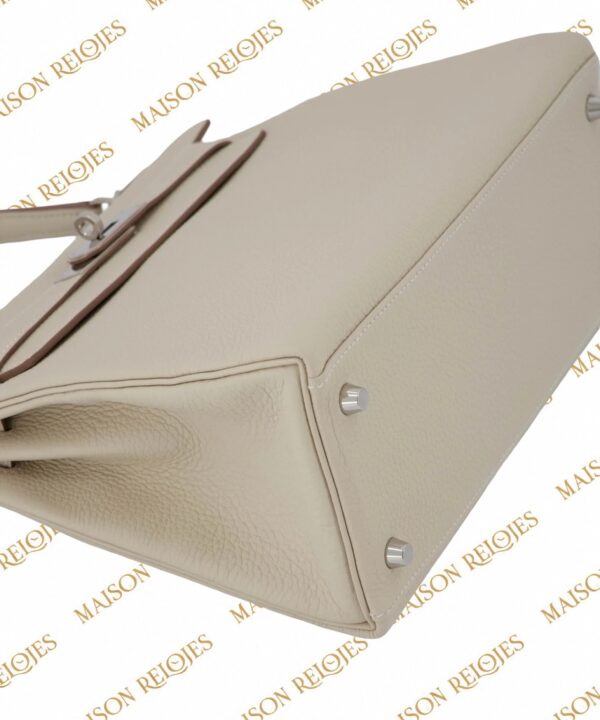 Hermès Kelly 28 Retourné / Craie / Togo / PHW - Imagen 6