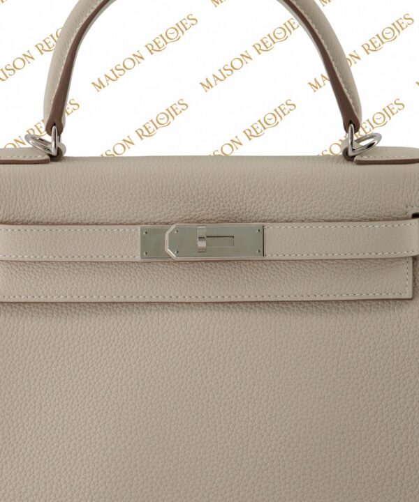 Hermès Kelly 28 Retourné / Craie / Togo / PHW - Imagen 7